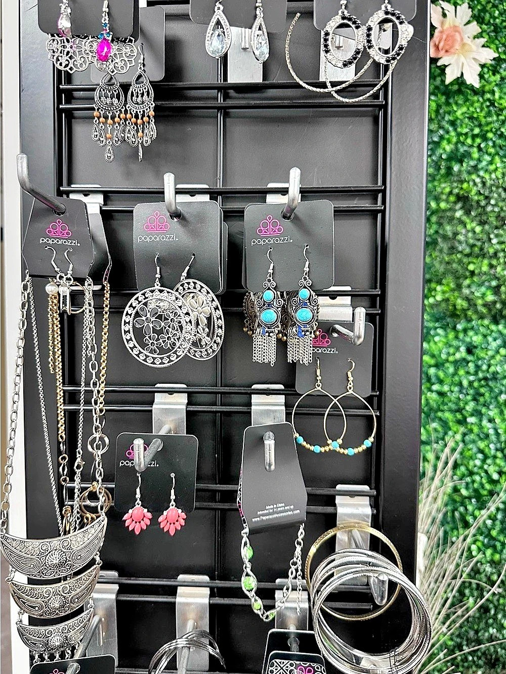 15 pieces Papparazzi Assorted Statement Earrings in Silver & Blue NWT
